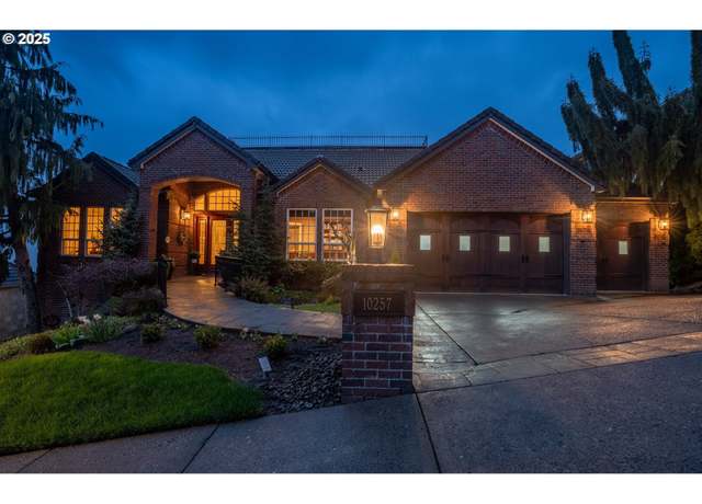 Property at 10257 SE Crescent Ridge Loop, Happy Valley, OR 97086, 4 beds, 4 baths