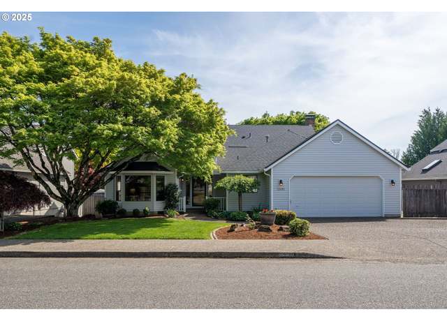 Property at 12532 SE Ashley St, Clackamas, OR 97015, 3 beds, 2.5 baths