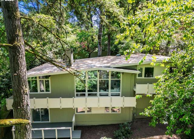 Property at 3220 NW Crest Dr, Corvallis, OR 97330, 4 beds, 2.5 baths