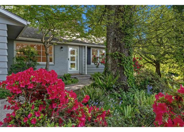 Property at 3830 SW Ridgewood Ave, Portland, OR 97225, 4 beds, 2 baths
