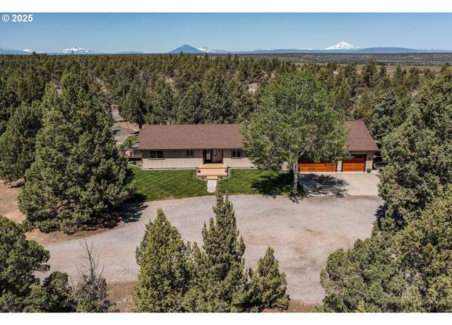Property at 7335 NW Poplar Dr, Redmond, OR 97756, 3 beds, 2 baths