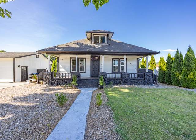 Property at 410 E Yacolt Rd, Yacolt, WA 98675, 4 beds, 2.5 baths