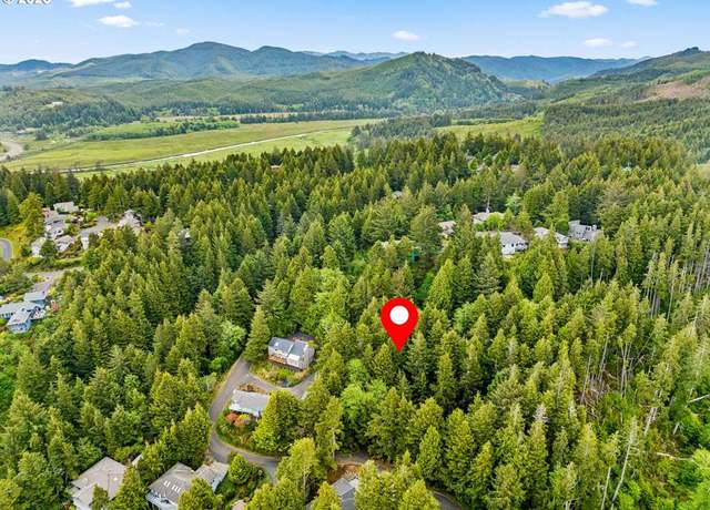 Property at 504 Beaver Pond Ln, Gleneden Beach, OR 97388