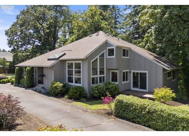 Property at 28825 SW Grahams Ferry Rd, Wilsonville, OR 97070, 3 beds, 2.5 baths