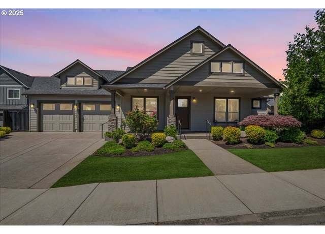 Property at 4012 NW 118th Cir, Vancouver, WA 98685, 3 beds, 2.5 baths
