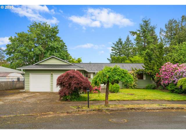 Property at 3120 SE 158th Ave, Portland, OR 97236, 3 beds, 1.5 baths