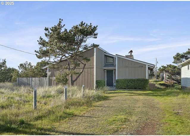 Property at 1710 NW Canal St, Waldport, OR 97394, 2 beds, 1 bath