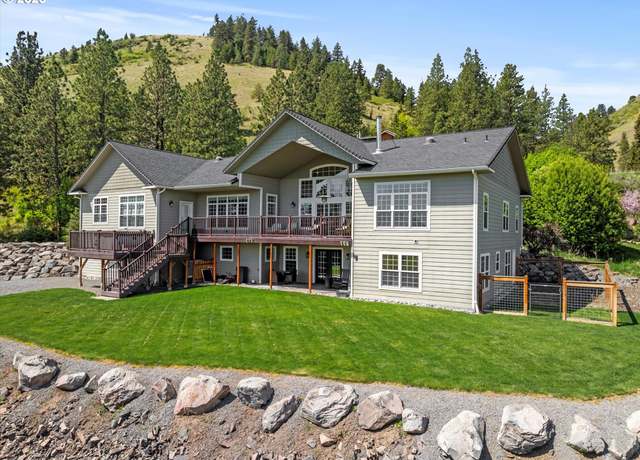 Property at 217 Deal Canyon Rd, La Grande, OR 97850, 7 beds, 4 baths