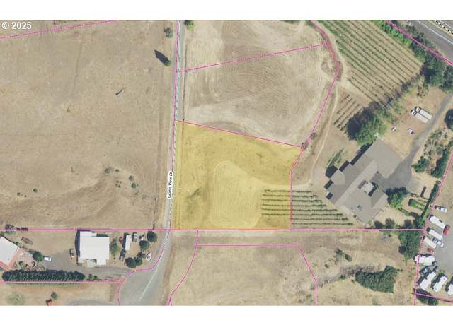 Property at 44 Grand View Dr, Dallesport, WA 98617
