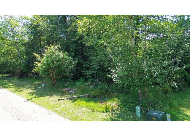 Property at Y Ln Unit 11-12, Ocean Park, WA 98640