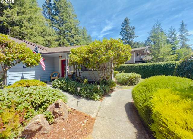 Property at 1470 Glenwood Dr, Brookings, OR 97415, 2 beds, 2 baths