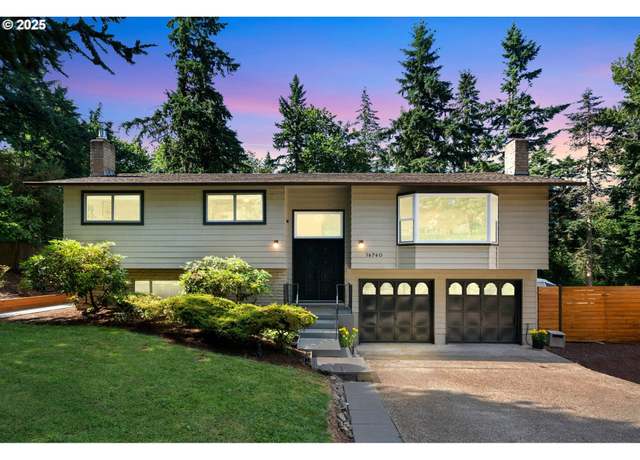 Property at 16760 S Fawn Dr, Oregon City, OR 97045, 4 beds, 2.5 baths