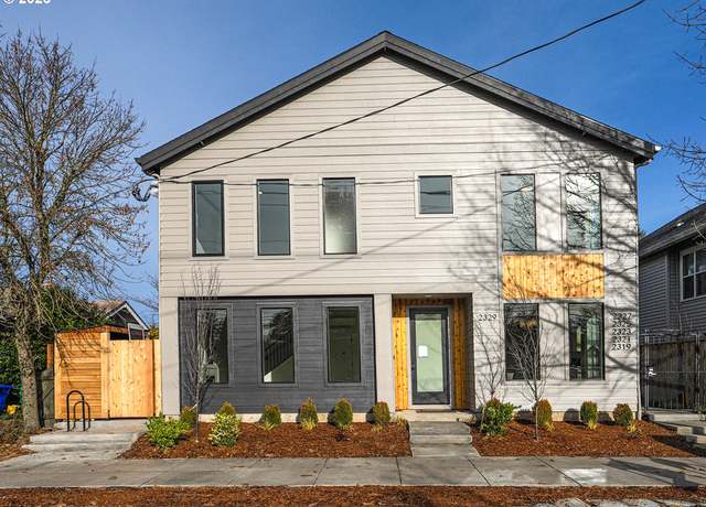 Property at 2323 N Lombard St #4, Portland, OR 97217, 2 beds, 2.5 baths