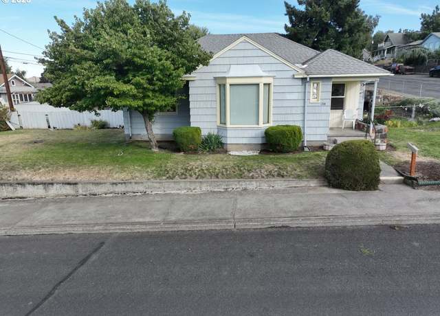 Property at 1314 Mount Hood St, The Dalles, OR 97058, 3 beds, 2 baths