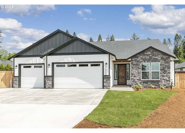 Property at 2953 NE 3rd Cir, Battle Ground, WA 98604, 4 beds, 2.5 baths