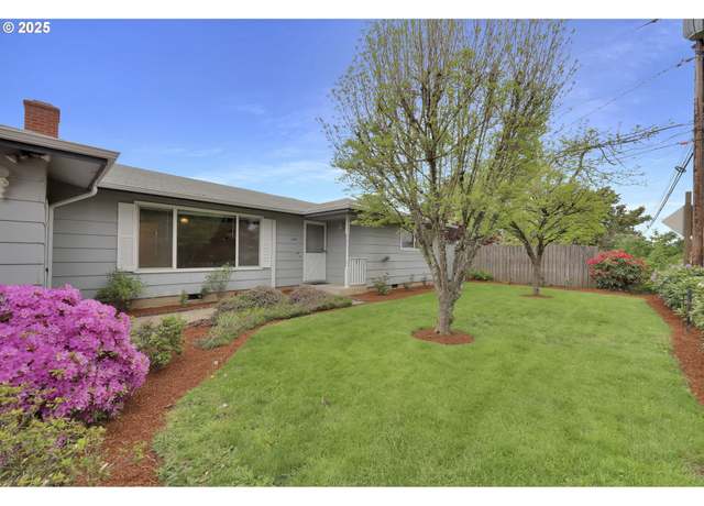 Property at 2315 19th St, Springfield, OR 97477, 3 beds, 2.5 baths