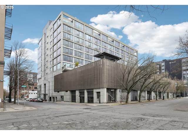 Property at 1410 NW Kearney St #717, Portland, OR 97209, 1 bed, 1 bath