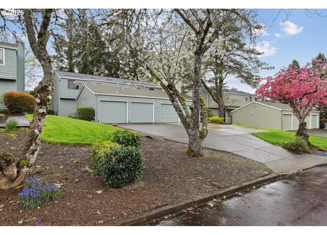 Property at 14661 SW 106th Ave, Portland, OR 97224, 2 beds, 1.5 baths