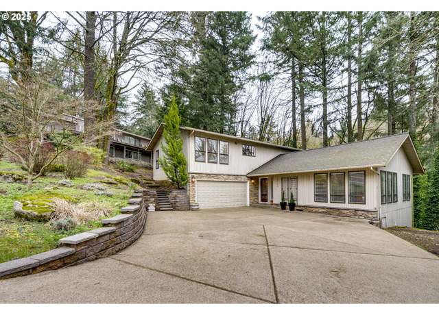 Property at 2760 Overlook Dr, Lake Oswego, OR 97034, 4 beds, 2.5 baths