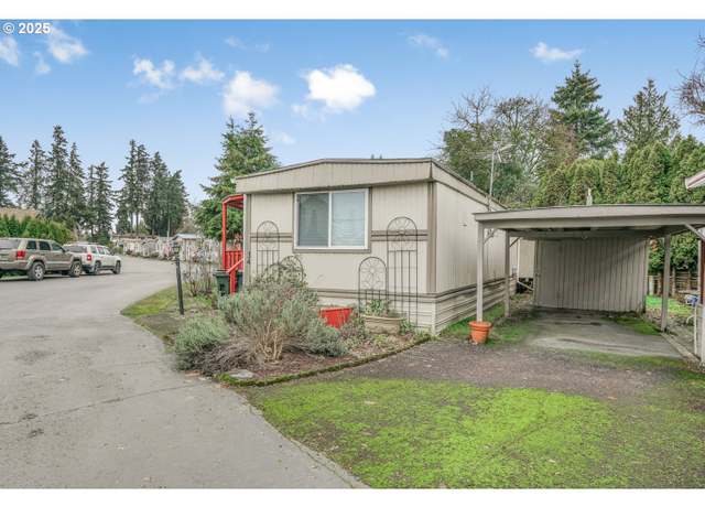 Property at 620 SE 2nd Ave #34, Canby, OR 97013, 2 beds, 1.5 baths