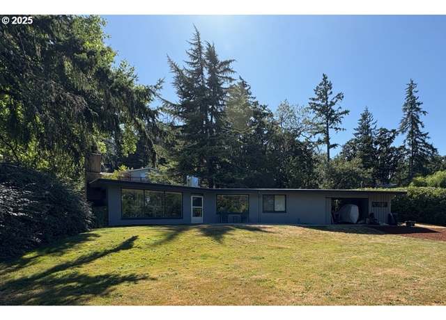 Property at 3010 Neslo Ln, Eugene, OR 97405, 3 beds, 2 baths