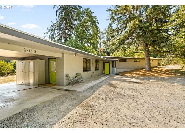 Property at 3010 Neslo Ln, Eugene, OR 97405, 3 beds, 2 baths
