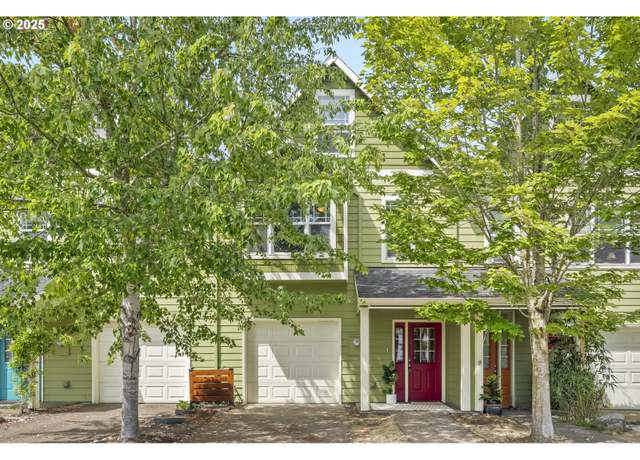 Property at 6809 N Borthwick Ave, Portland, OR 97217, 2 beds, 2.5 baths
