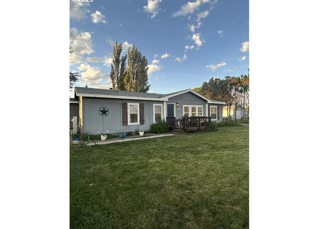 Property at 1523 W Arch St, Union, OR 97883, 3 beds, 2 baths