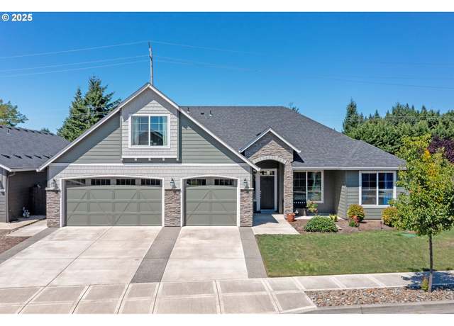 Property at 812 NE 29th Way, Battle Ground, WA 98604, 4 beds, 3 baths