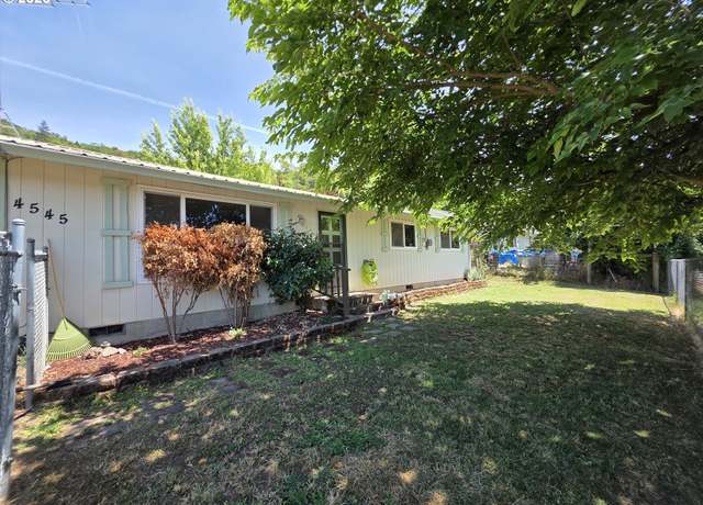 Property at 4545 Ridenour St, Roseburg, OR 97470, 3 beds, 2 baths