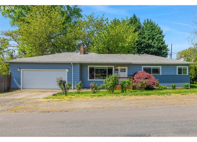 Property at 11121 SE 40th Ave, Milwaukie, OR 97222, 3 beds, 1.5 baths