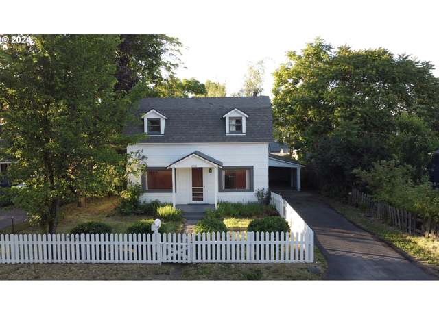Property at 1008 June St, Hood River, OR 97031, 3 beds, 1.5 baths