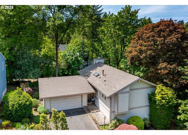 Property at 9825 SW Quail Post Rd, Portland, OR 97219, 3 beds, 2.5 baths