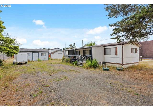 Property at 935 Nye Ct, Lakeside, OR 97449, 2 beds, 1 bath