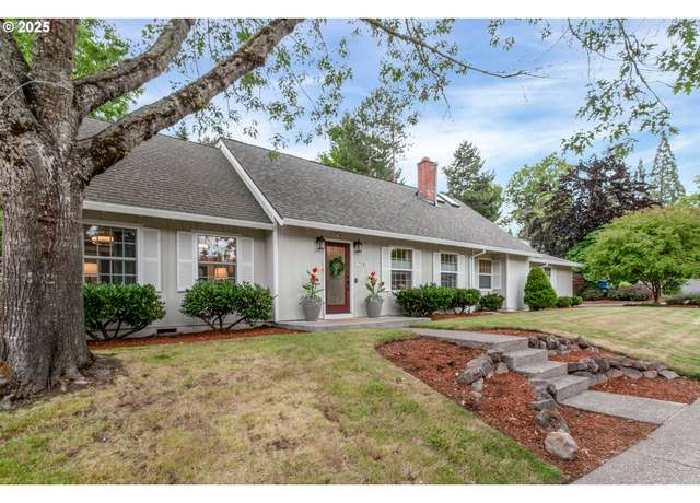Property at 7230 SW Sorrento Rd, Beaverton, OR 97008, 4 beds, 3 baths