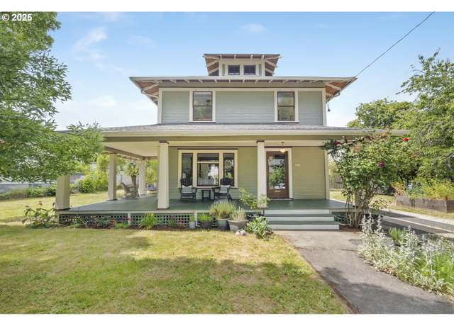 Property at 4919 NE 18th Ave, Portland, OR 97211, 3 beds, 1 bath
