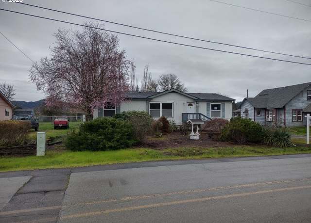 Property at 315 Waite St, Sutherlin, OR 97479, 3 beds, 2 baths