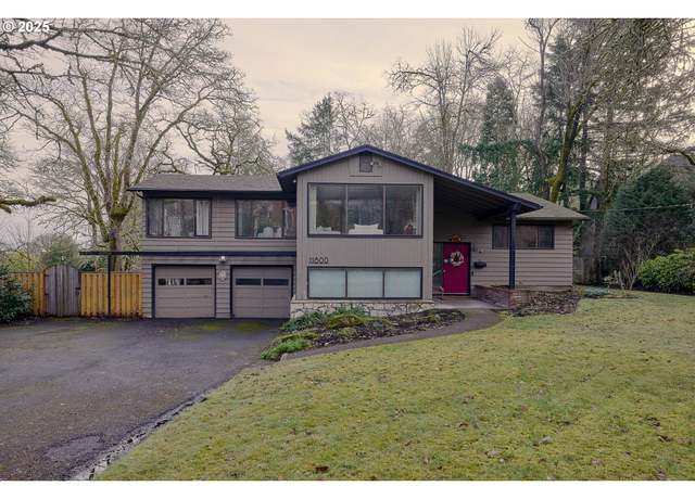 Property at 11800 S Breyman Ave, Portland, OR 97219, 4 beds, 3 baths