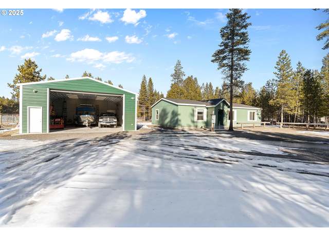 Property at 12411 Larchwood Dr, La Pine, OR 97739, 3 beds, 2 baths