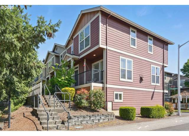 Property at 2799 SE Palmer Ct, Hillsboro, OR 97123, 2 beds, 2.5 baths
