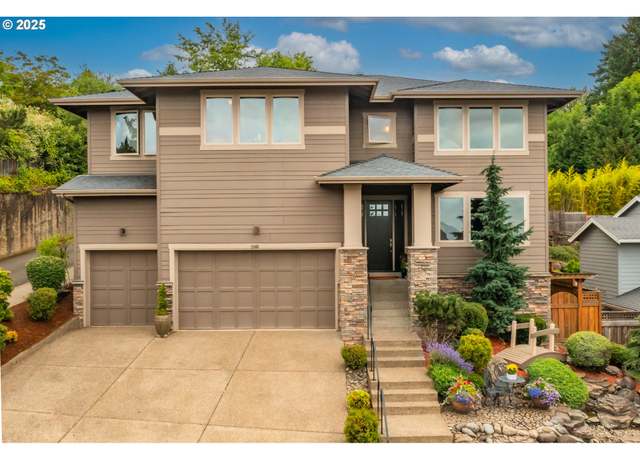 Property at 12483 SW Autumn View St, Tigard, OR 97224, 5 beds, 4.5 baths