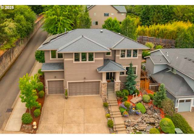 Property at 12483 SW Autumn View St, Tigard, OR 97224, 5 beds, 4.5 baths