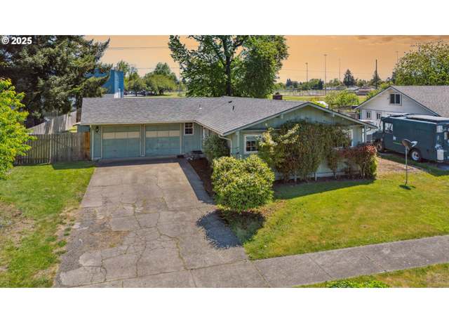 Property at 1885 N Danebo Ave, Eugene, OR 97402, 3 beds, 2.5 baths