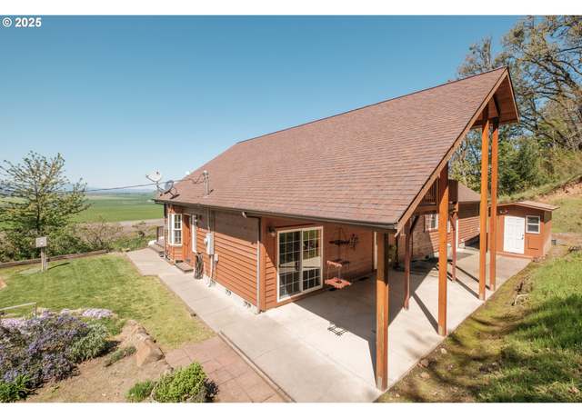 Property at 29109 Brownsville Rd, Brownsville, OR 97327, 3 beds, 3 baths