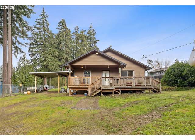 Property at 5019 SE Rinearson Rd, Milwaukie, OR 97267, 3 beds, 2 baths