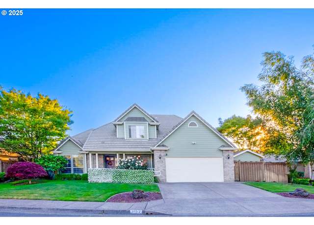 Property at 3152 Wolf Meadows Ln, Eugene, OR 97408, 4 beds, 2.5 baths