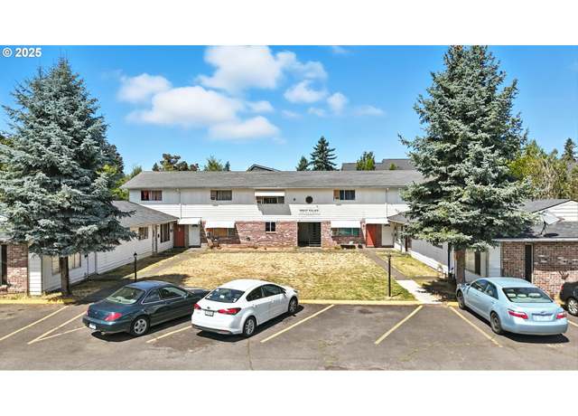 Property at 8503 SE Insley St, Portland, OR 97266, 16 beds, 9 baths