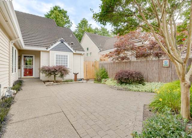 Property at 1126 Goose Creek Rd, Woodburn, OR 97071, 3 beds, 2 baths