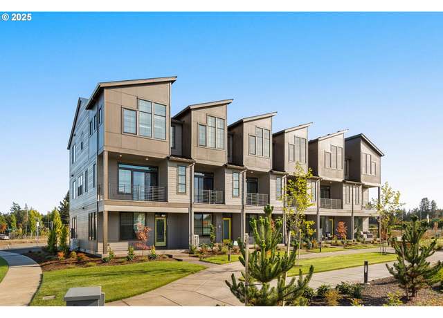 Property at 3533 SE Everwood Ln, Hillsboro, OR 97123, 2 beds, 2.5 baths