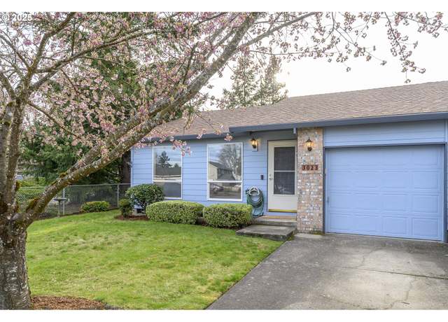 Property at 3023 NE Maloney Dr, Mcminnville, OR 97128, 3 beds, 2 baths